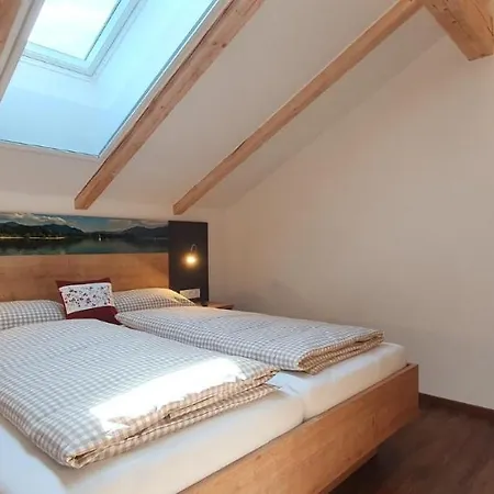 Beim Lenglacher Lantgård