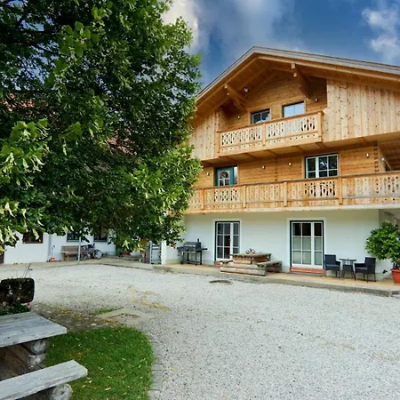 Beim Lenglacher Lantgård