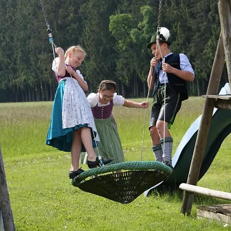 Farm stay Beim Lenglacher Chieming